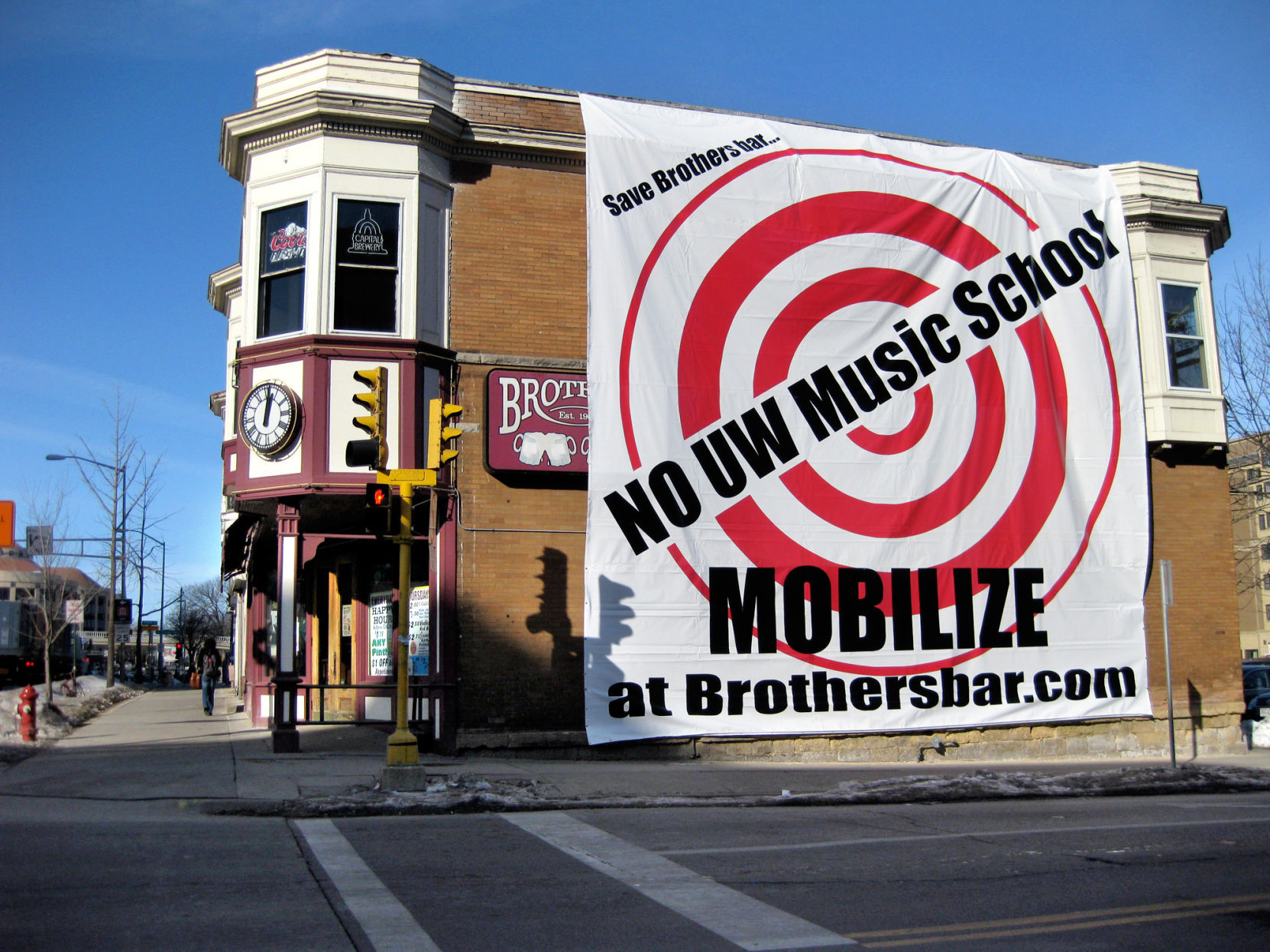 Brothers Bar & Grill